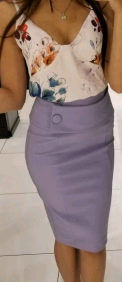 Marciano Skirt 💜 - Picture 1 of 10